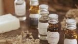 5 عطر پر فروش شمع در سال 1405 + راز ماندگاری بو | گروسمان